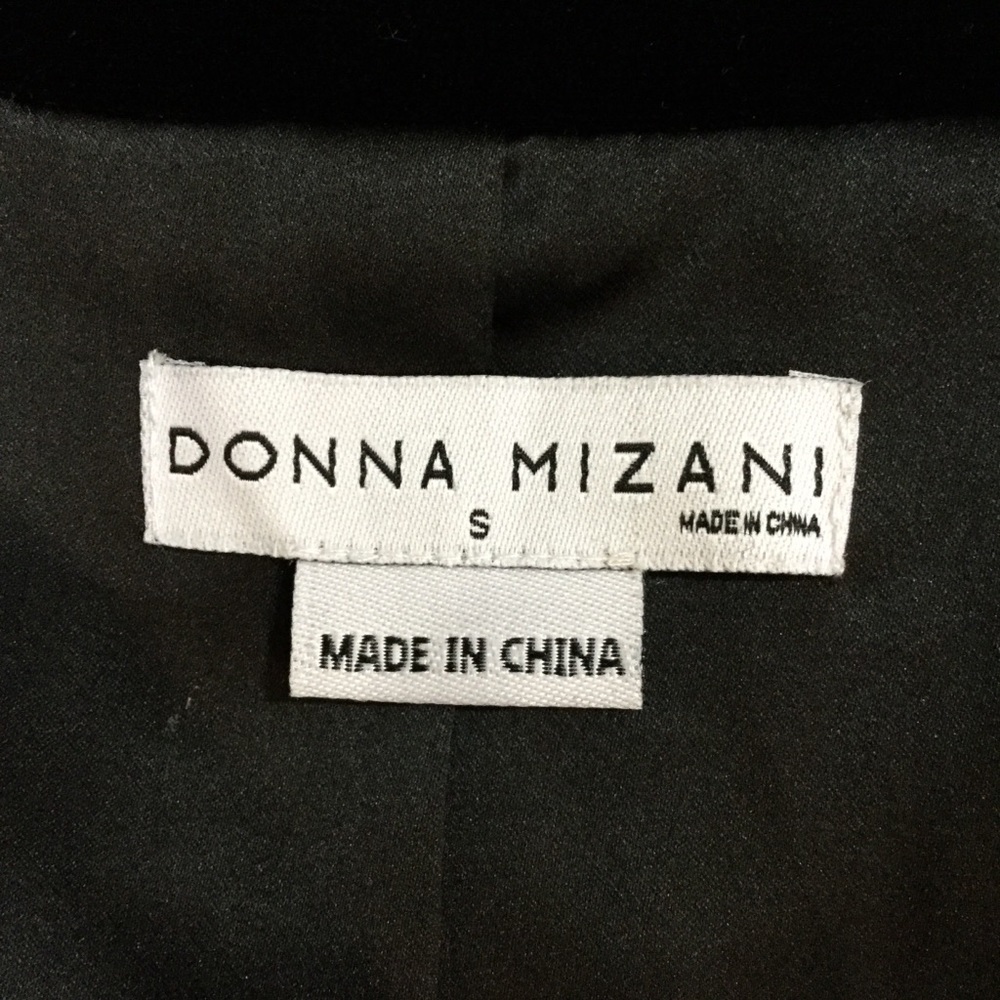 NWOT Donna Mizani Black Velvet Pearl Blazer - Picture 7 of 7